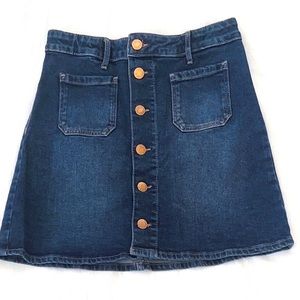 Dark blue jeanskirt size 14